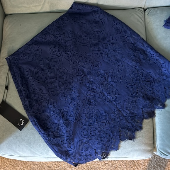🍋NWT For Love & Lemons Long Sleeve Lace Crop and Skirt Navy 2 Piece Ser L - Picture 10 of 11